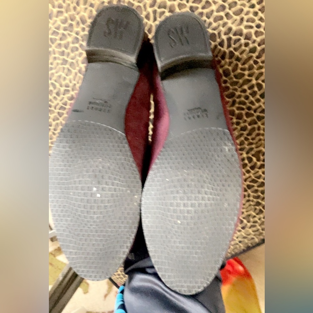 Stuart Weizmann Slip Ons - image 5